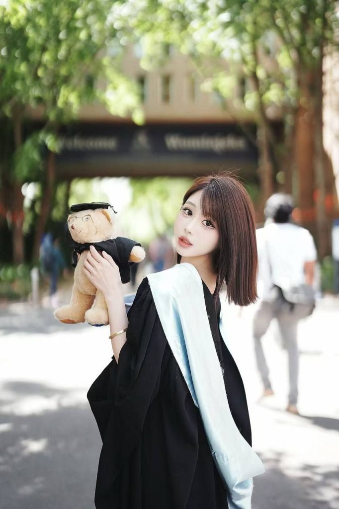 澳洲留学在读硕士6397 作者:白金汉宫 帖子ID:5726 
