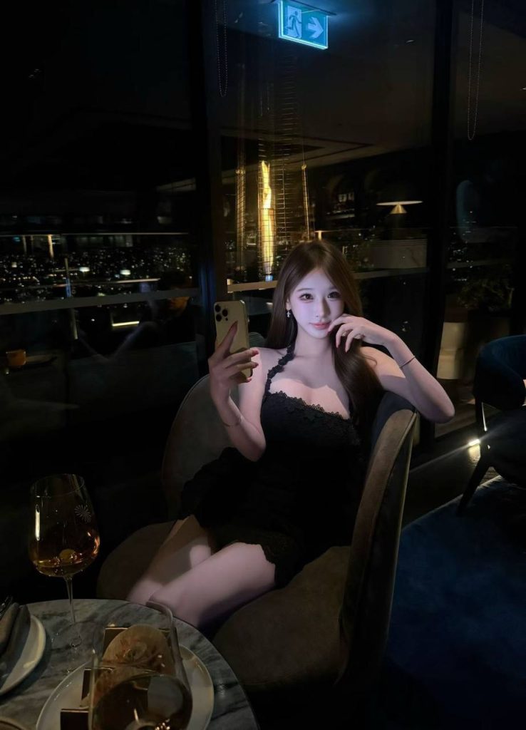 煜煜 新人留学生6446 作者:白金汉宫 帖子ID:5730 